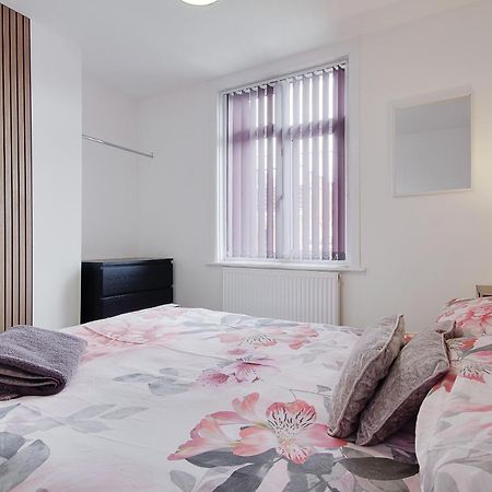 Wimbourne Road Apartment 2 伯恩茅斯 外观 照片